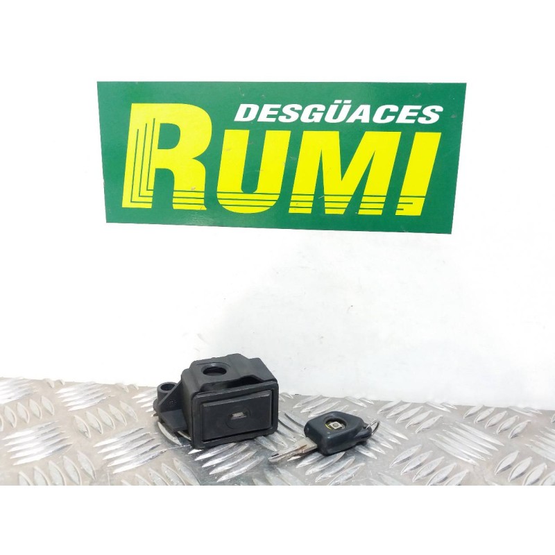 Recambio de bombin porton trasero para peugeot 306 berlina 3/4/5 puertas (s2) xs referencia OEM IAM   