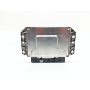 Recambio de centralita motor uce para renault megane ii classic berlina dynamique referencia OEM IAM 8200509516  