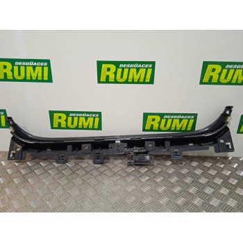 Recambio de refuerzo paragolpes trasero para bmw serie 3 berlina (e90) 320d referencia OEM IAM 7058522 51127058522 727584