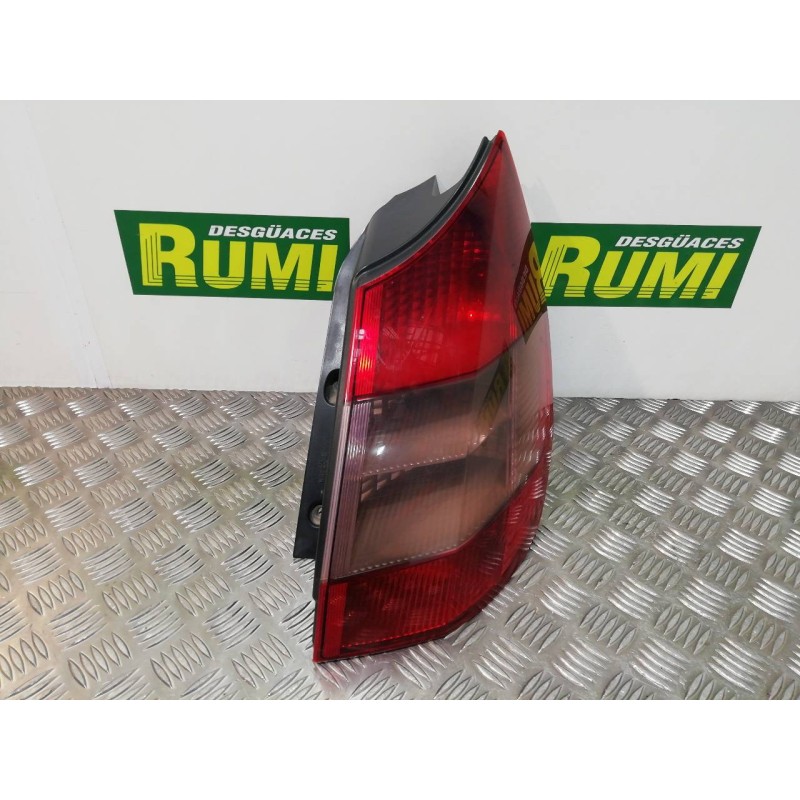 Recambio de piloto trasero derecho para renault scenic ii confort authentique referencia OEM IAM 8200127702E 2SK0086590242 15911