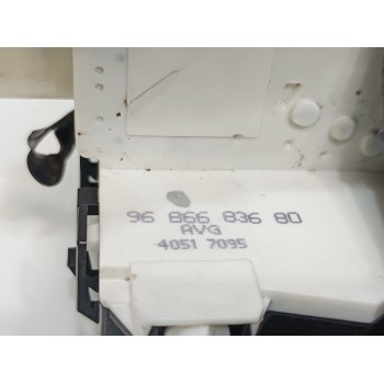 Recambio de cerradura puerta delantera izquierda para peugeot 407 sport referencia OEM IAM 9686683680  