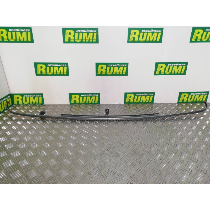 Recambio de molduras delanteras para audi 80/90 (893) 90 exkl. sportserie referencia OEM IAM   