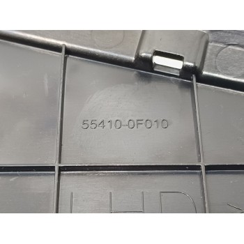 Recambio de moldura para toyota verso active referencia OEM IAM 554100F010  