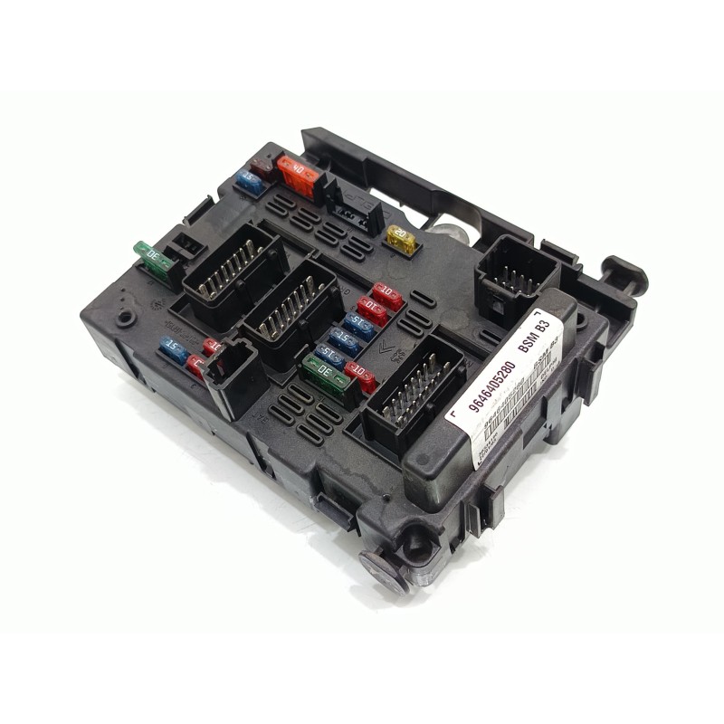 Recambio de caja reles / fusibles para citroën xsara berlina 1.6 16v chrono referencia OEM IAM 9646405280  