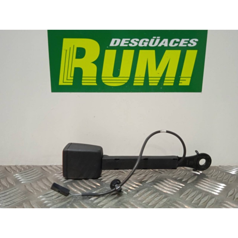 Recambio de cinturon seguridad delantero derecho para seat arona style referencia OEM IAM  6F0857755H 