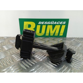 RETENEDOR PUERTA 7311339 