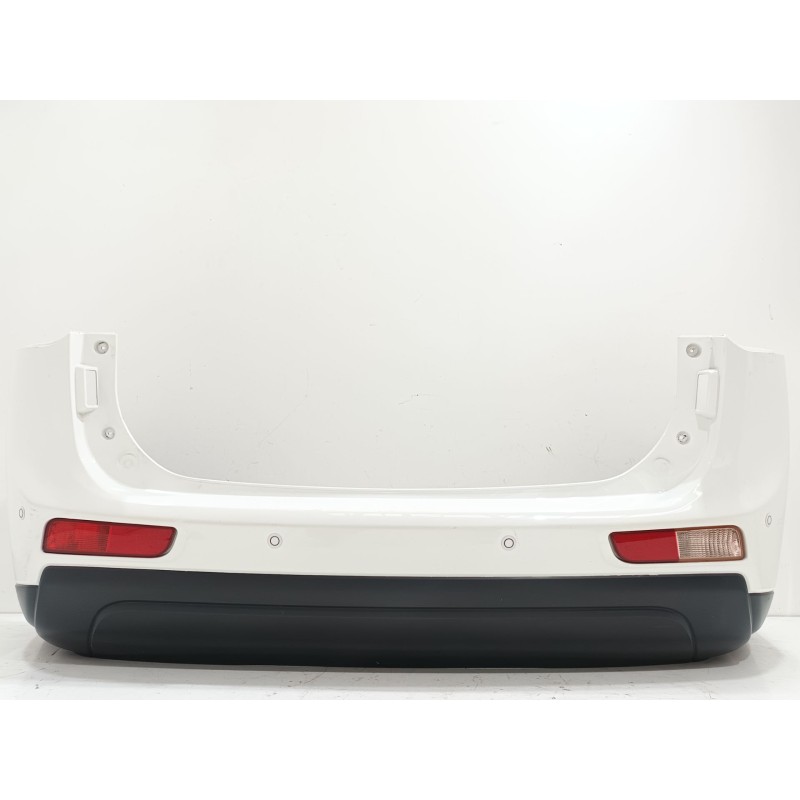 Recambio de paragolpes trasero para mitsubishi outlander (gf0) motion 4wd referencia OEM IAM   