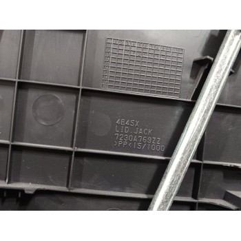 Recambio de soporte bandeja trasera derecha para mitsubishi outlander (gf0) motion 4wd referencia OEM IAM 7230A769ZZ  