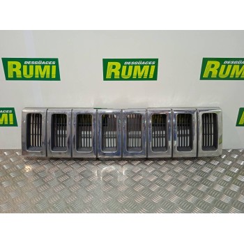 Recambio de rejilla delantera para chrysler jeep cherokee (j) 2.5 td adventure referencia OEM IAM 5DF54TRM  