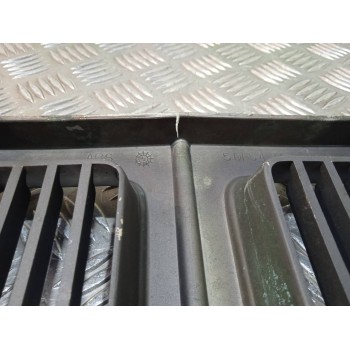 Recambio de rejilla delantera para chrysler jeep cherokee (j) 2.5 td adventure referencia OEM IAM 5DF54TRM  