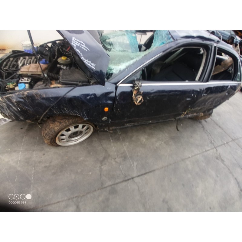 AUDI A4 BERLINA (B5)