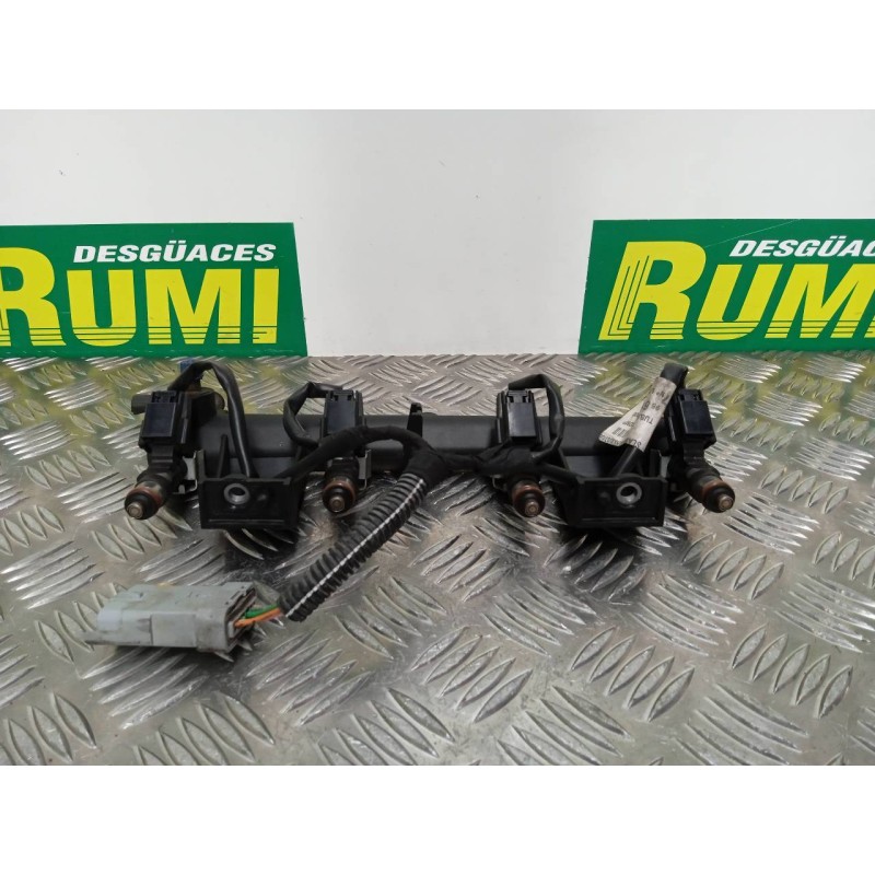 Recambio de rampa inyectora para peugeot 206 berlina play station 2 referencia OEM IAM 9650764780 9661675380 