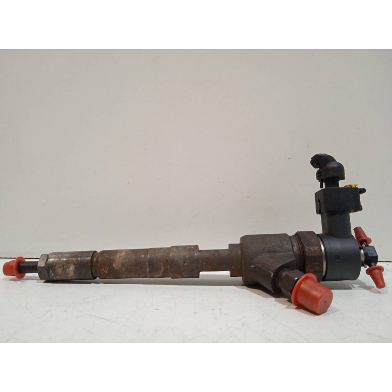Recambio de inyector para opel corsa d catch me referencia OEM IAM 0445110183  