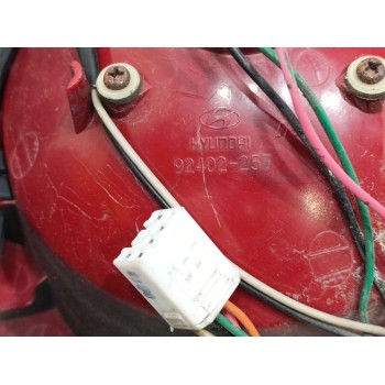 Recambio de piloto trasero derecho para hyundai accent (lc) crdi gl referencia OEM IAM 92402257  