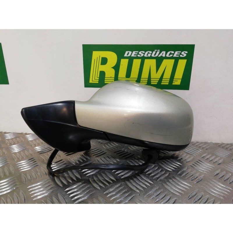 Recambio de retrovisor izquierdo para peugeot 407 st confort pack referencia OEM IAM 96456984XT  