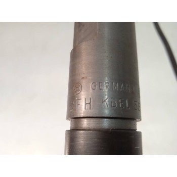 Recambio de inyector para volkswagen passat berlina (3b2) comfortline referencia OEM IAM 028130201S  