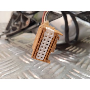 Recambio de retrovisor izquierdo para audi a4 berlina (8e) 2.5 tdi quattro (132kw) referencia OEM IAM 010681  