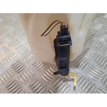 Recambio de deposito limpia para ford fusion (cbk) ambiente referencia OEM IAM 2S6117618AD 2N1117618AD 