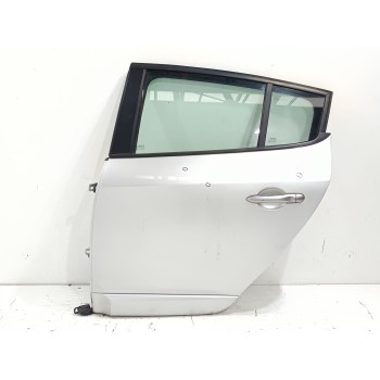 Recambio de puerta trasera izquierda para renault megane iii berlina 5 p business referencia OEM IAM   
