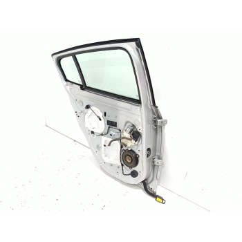 Recambio de puerta trasera izquierda para renault megane iii berlina 5 p business referencia OEM IAM   