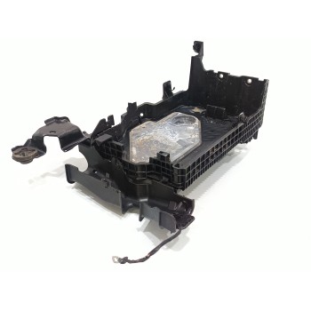 Recambio de soporte bateria para nissan juke (f16) acenta referencia OEM IAM P1011233  