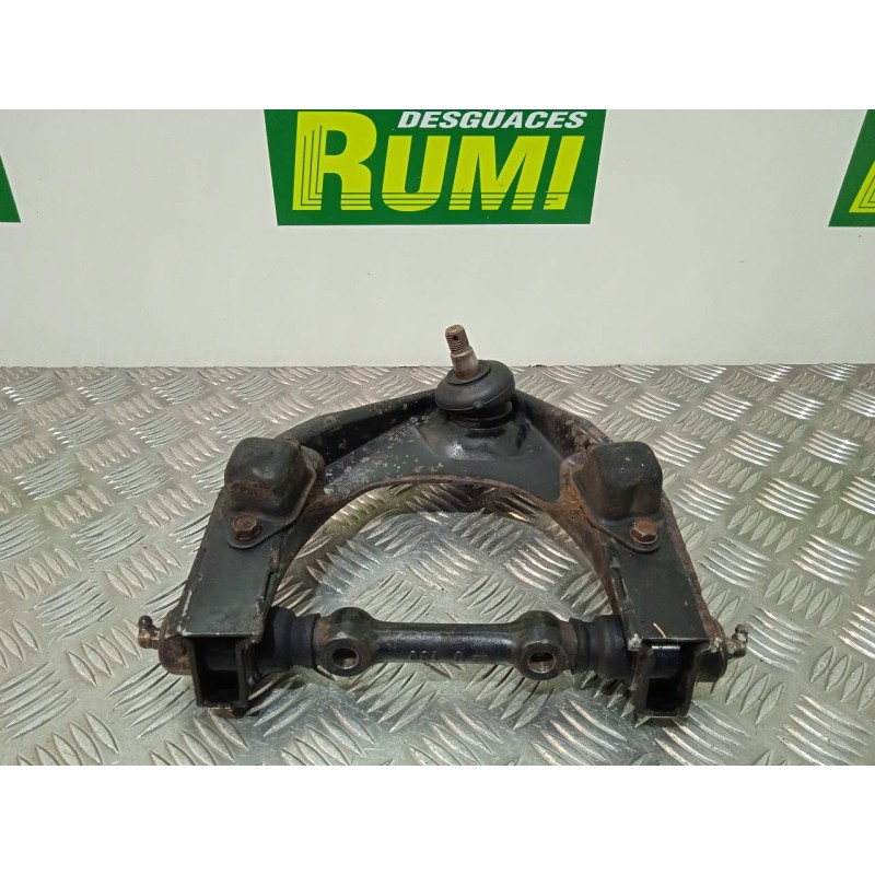 Recambio de brazo suspension superior delantero izquierdo para mitsubishi montero (l040) 2500 td (2-ptas.) referencia OEM IAM   