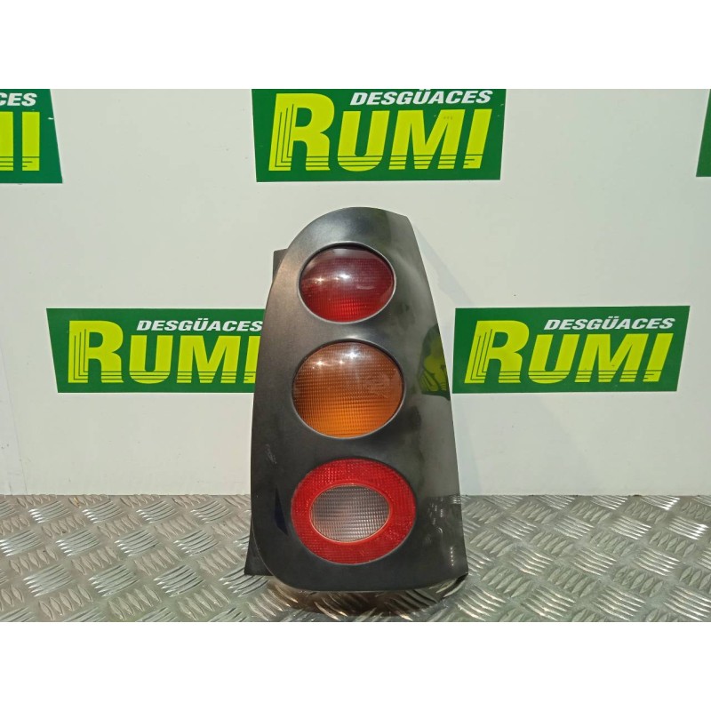 Recambio de piloto trasero derecho para smart coupe cdi pure referencia OEM IAM 253042R 253032R 