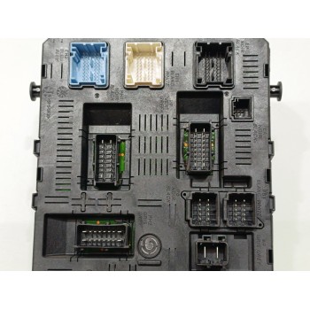 Recambio de caja reles / fusibles para citroën c4 berlina collection referencia OEM IAM 9660105980  