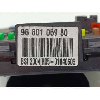 Recambio de caja reles / fusibles para citroën c4 berlina collection referencia OEM IAM 9660105980  