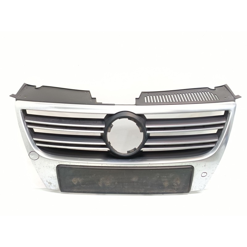 Recambio de rejilla delantera para volkswagen passat berlina (3c2) advance 4motion referencia OEM IAM 3C0853651Q  