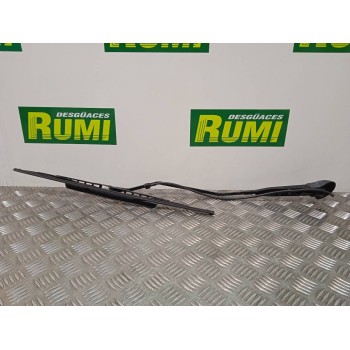 Recambio de brazo limpia delantero derecho para smart coupe cdi pure referencia OEM IAM 0001221V005  