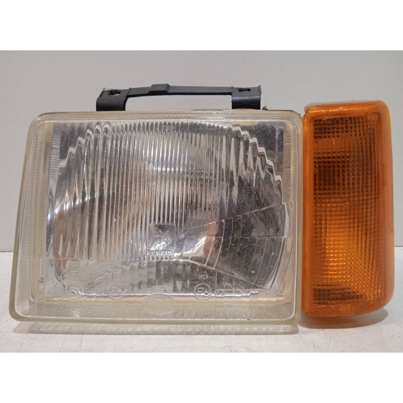 Recambio de faro izquierdo para opel corsa a city referencia OEM IAM 21676R7  