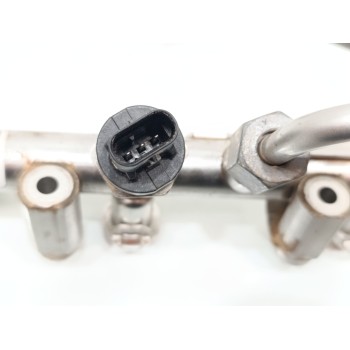 Recambio de rampa inyectora para nissan juke (f16) acenta referencia OEM IAM 175206658R  