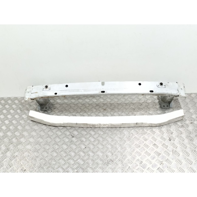 Recambio de refuerzo paragolpes delantero para toyota verso active referencia OEM IAM   