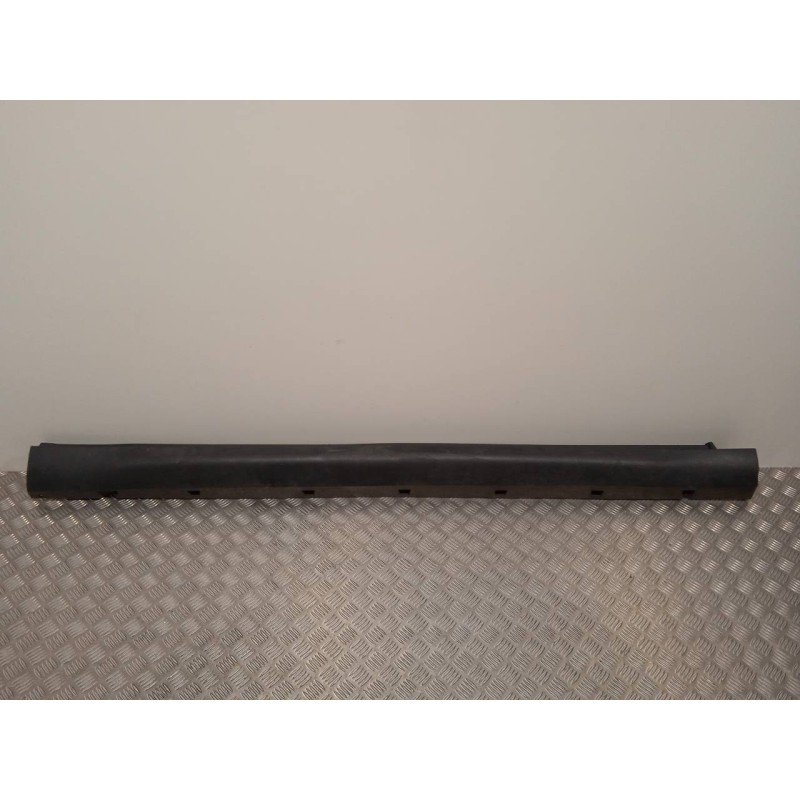 Recambio de faldon lateral para citroën c3 aircross referencia OEM IAM 13473613  