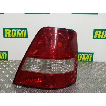 Recambio de piloto trasero derecho para kia sorento 2.5 crdi active referencia OEM IAM   