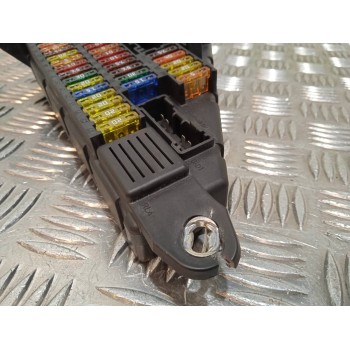 Recambio de caja reles / fusibles para bmw serie 5 berlina (e60) 530d referencia OEM IAM 913883001 9138830 518956057