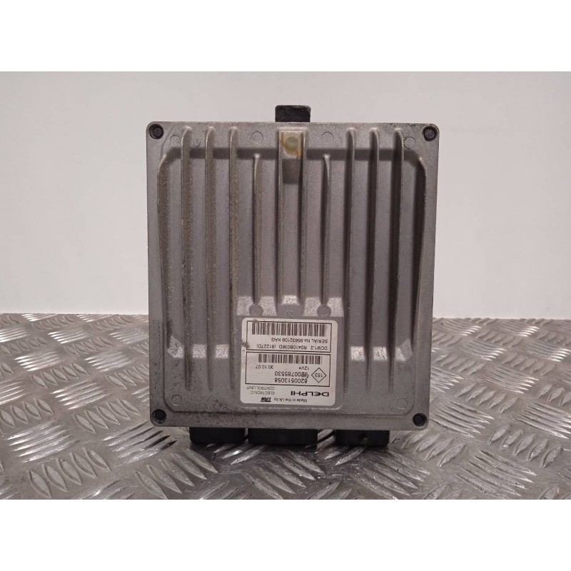 Recambio de centralita motor uce para dacia logan ambiance referencia OEM IAM 8200513058  