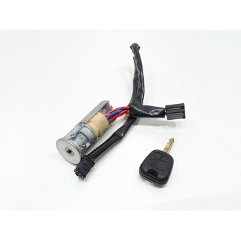 CONMUTADOR DE ARRANQUE 