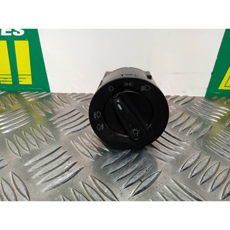 Recambio de mando luces para seat alhambra (7v9) 1.9 tdi referencia OEM IAM BK71C0941531 04052031 1C0941531A
