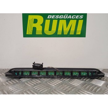 Recambio de luz central de freno para bmw serie 5 berlina (e60) 530d referencia OEM IAM A046811 022404 229951