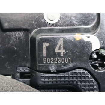 Recambio de cerradura puerta trasera derecha para toyota c-hr hybrid active referencia OEM IAM 90223001  