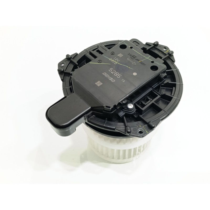 Recambio de motor calefaccion para toyota c-hr hybrid active referencia OEM IAM 5285T2  