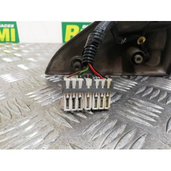 Recambio de retrovisor derecho para peugeot 406 coupe (s1/s2) 2.2 hdi referencia OEM IAM 015001  