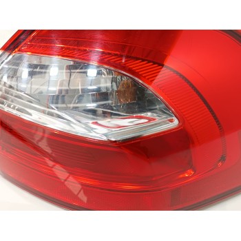 Recambio de piloto trasero derecho para kia rio concept referencia OEM IAM 924021W2  