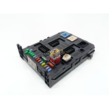 Recambio de caja reles / fusibles para citroën c4 berlina collection referencia OEM IAM 9660105980  