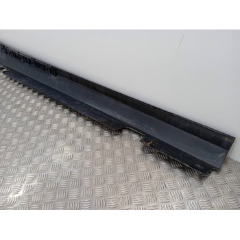 Recambio de faldon lateral para bmw serie 3 touring (e91) 320d xdrive referencia OEM IAM 51777202651  