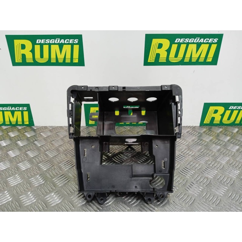 Recambio de guantera para volvo xc70 2.4 d awd ocean race referencia OEM IAM 30722446  