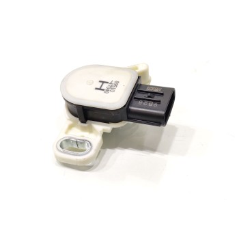 Recambio de sensor para toyota c-hr hybrid active referencia OEM IAM 8951047040  