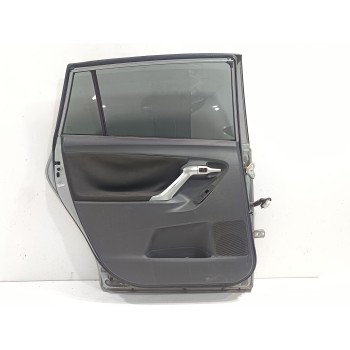 Recambio de puerta trasera izquierda para toyota verso active referencia OEM IAM   